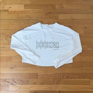 lululemon athletica White Cropped Long-Sleeve Logo Sweatshirt